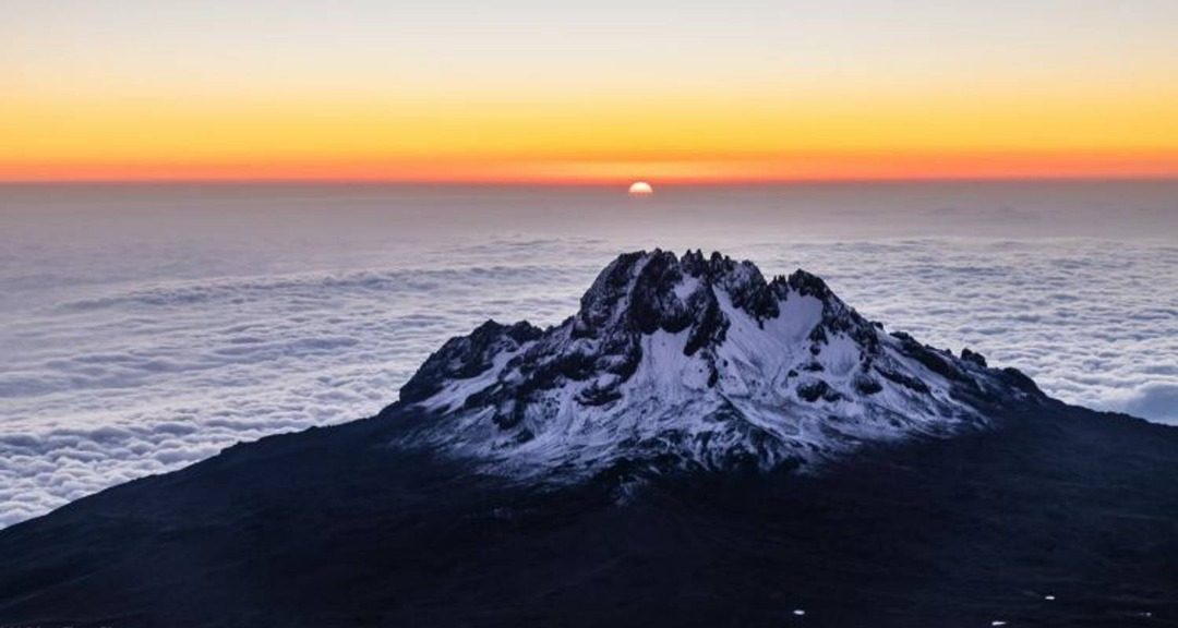 6 Days Group Luxury Kilimanjaro Climb via Umbwe Route gallery image